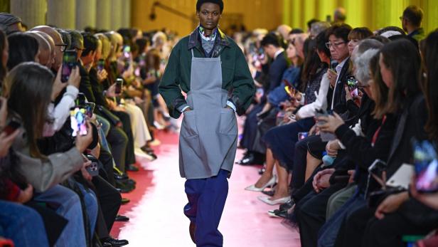 FASHION-FRANCE-WOMEN-MIU MIU