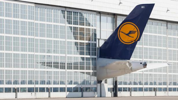 FILES-GERMANY-AVIATION-LABOUR-UNIONS-STRIKE-LUFTHANSA
