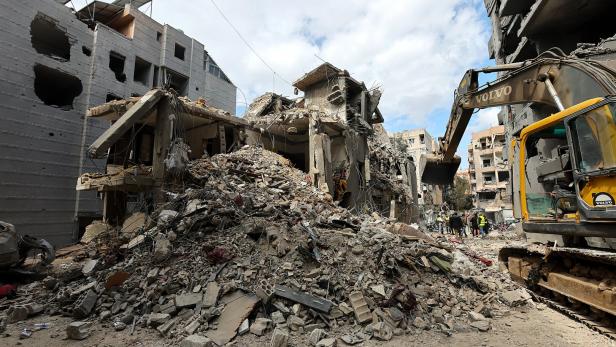 Aftermath of Israeli airstrikes on Beirut's southern suburbs