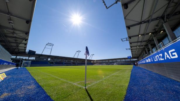 FUSSBALL/ADMIRAL BUNDESLIGA/TESTSPIEL: BLAU-WEISS LINZ - PSV EINDHOVEN