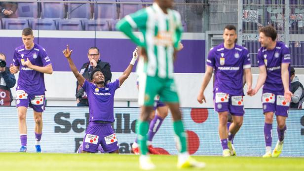 Die Austria führt gegen Rapid