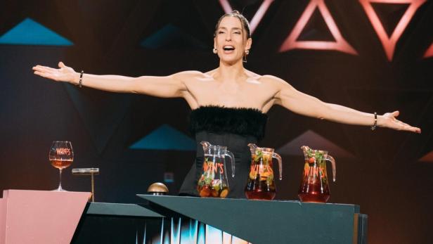 Andrea Petković als Showmasterin