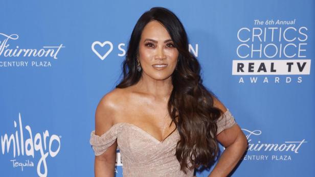 Dermatologin Sandra Lee in einer Abendrobe