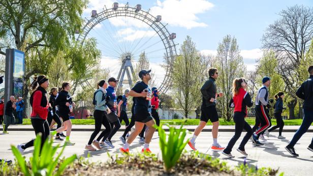 Läuferinnen und Läufer beim 42. Vienna City Marathon.