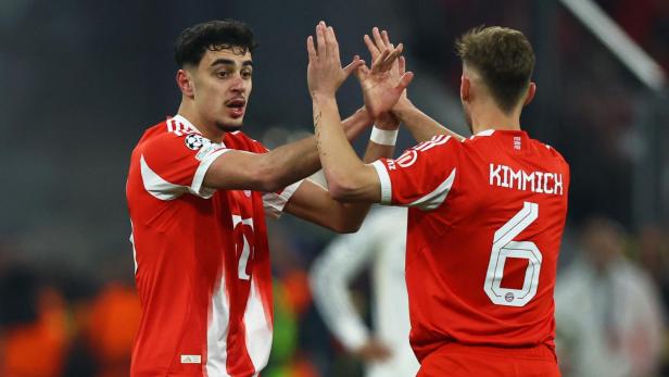 Bayerns Pavlovic und Kimmich