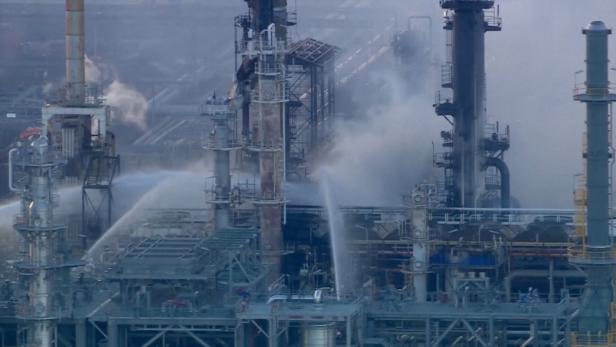 Fire at Viva Energy Group's Geelong refinery
