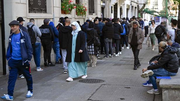 SPAIN-POLITICS-ECONOMY-MIGRATION