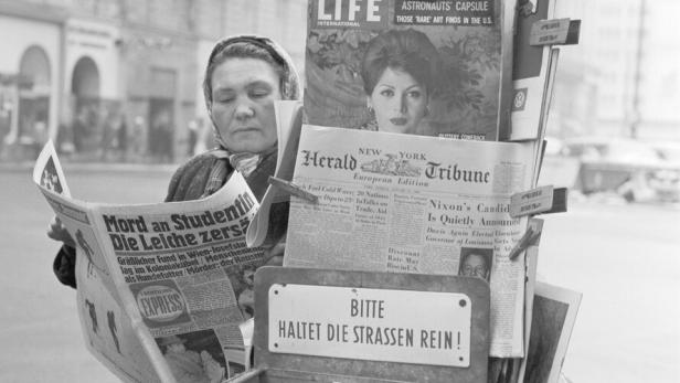 Zeitungsverkäuferin