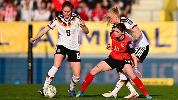 Women's World Cup - European Qualifiers - Austria v Germany