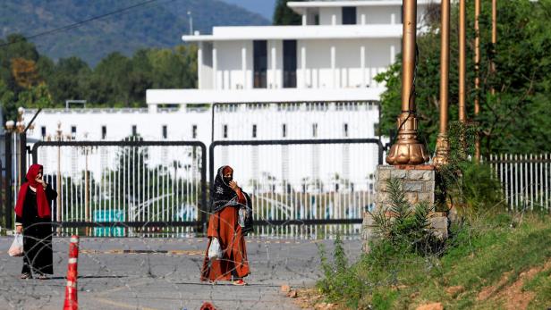 Pakistan prepares to host the U.S. and Iran for the second phase of peace talks in Islamabad