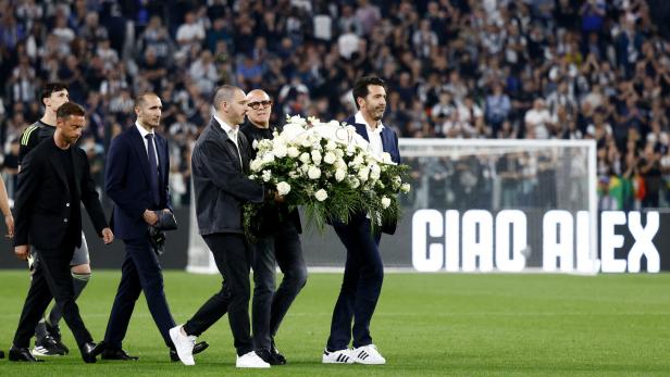 Im Stadion von Juventus gedachte man Alexander Manninger.
