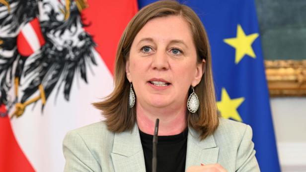 Barbara Eibinger-Miedl