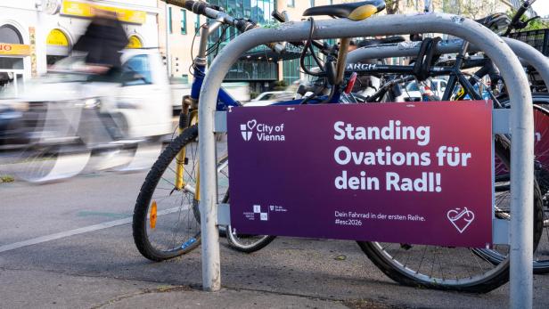 Fahrraddieb auf frischer Tat ertappt: 48-Jähriger in Neubau festgenommen