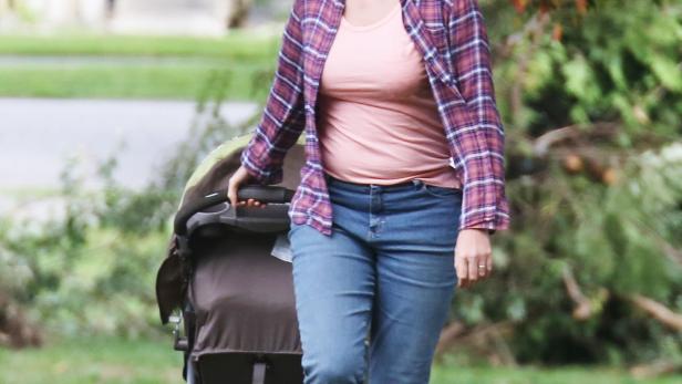 Charlize Theron in "Tully": Erste Fotos vom Set