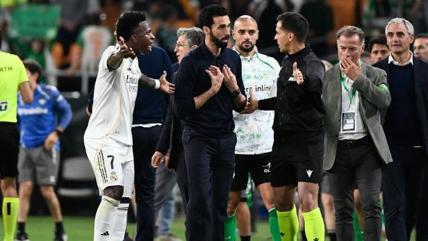 Diskussionen bei Real Madrid nach dem späten Ausgleichstor.