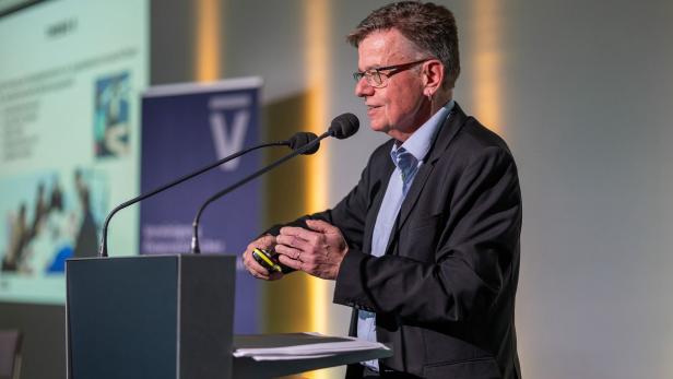 Strafrechtsprofessor Alois Birklbauer