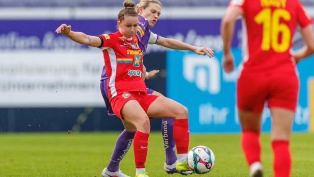 Carina Wenninger von der Austria gegen Carina Brunold