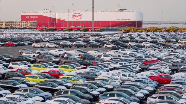 FILES-CHINA-WAR-US-IRAN-ISRAEL-ASIA-VEHICLES