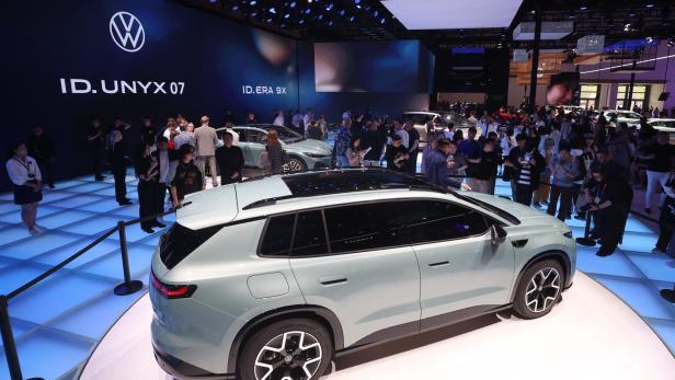 Deutschlands häufigstes E-Auto: VW stößt Tesla vom Thron