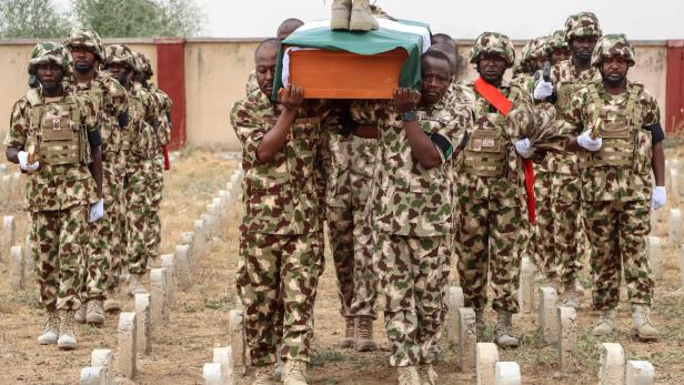 Gouverneur: Bewaffnete töten 29 Menschen in Nigeria