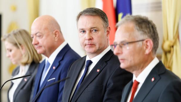 MEDIENSTATEMENT DER REGIERUNG ZU DOPPELBUDGET