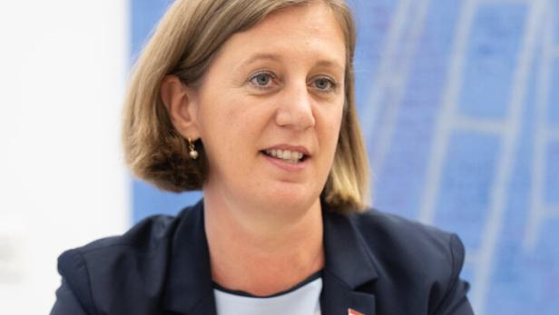 Barbara Eibinger-Miedl