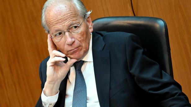 Kontroverse um abgesagte Ehrung für Taschner an der Uni Wien