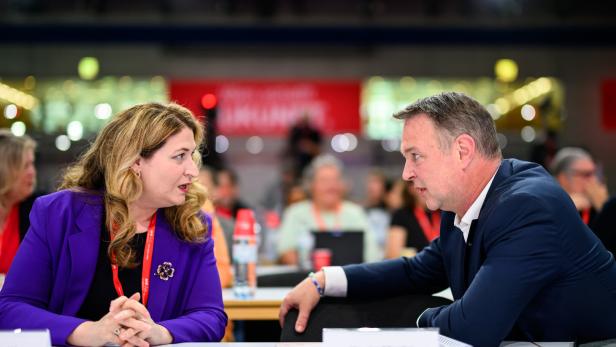 LANDESPARTEITAG DER SPÖ WIEN "WIEN SCHAFFT ZUKUNFT": NOVAK (SPÖ) / BABLER (SPÖ)