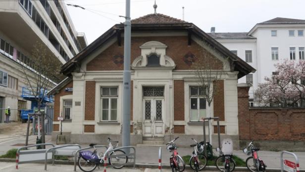 „Ungeschützter“ Pavillon 63 an der Montleartstraße. 
