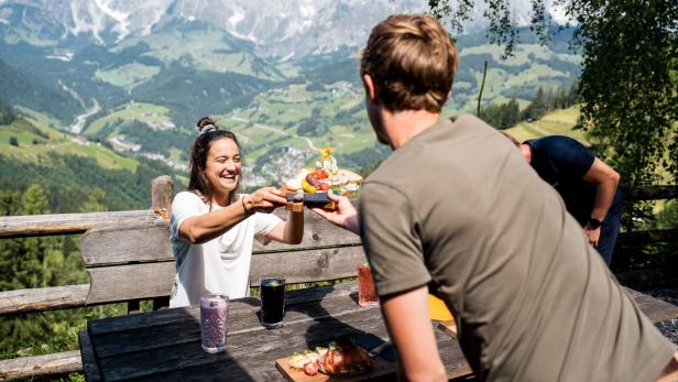 Touristiker blicken trotz Krieg und Krisen verhalten optimistisch auf Sommersaison