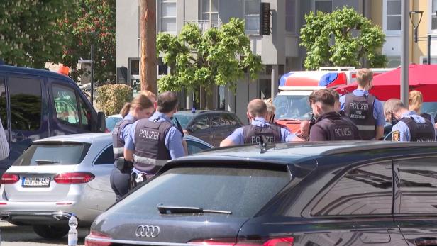 Hostage-taking at a savings bank branch in the western town of Sinzig