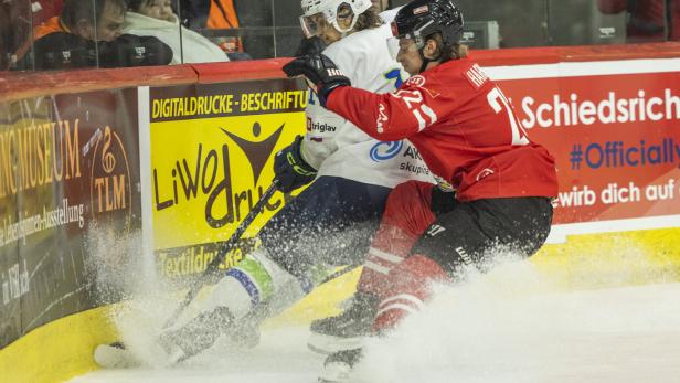 FUSSBALL: EISHOCKEY / TESTSPIEL / ÖSTERREICH - SLOWENIEN