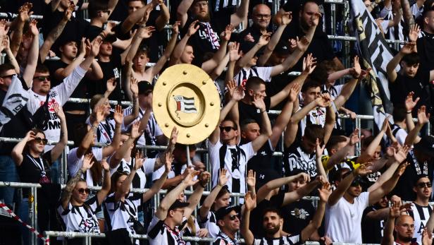 FUSSBALL: ADMIRAL BUNDESLIGA/ MEISTERGRUPPE/ 9. RUNDE: LASK - FC RED BULL SALZBURG