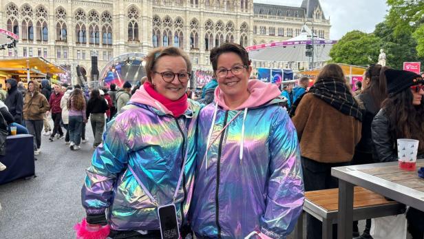 ESC Finale Wien 2026 Rathausplatz Fans