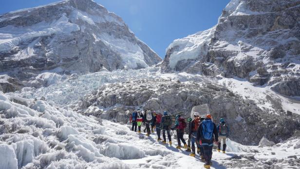 Hufnagls Ohrwaschl: Mount Everest - der höchste Stau der Welt