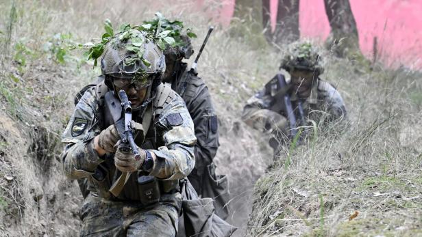 ++ THEMENBILD ++ BUNDESHEER: CONSTRUCTOR 2025 - AUSBILDUNGSÜBUNG "KAMPF IM STELLUNGSSYSTEM"