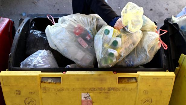 Verpackung gelbe Tonne