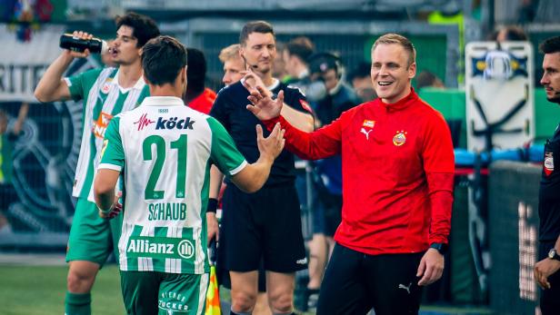 Rapid-Trainer Hoff Thorup (r.) mit Schaub