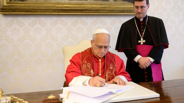 Pope Leo XIV signs "Magnifica humanitas" at the Vatican