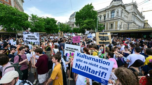 WIEN: GROSS-DEMONSTRATION GEGEN EINSPARUNGEN AN UNIVERSITÄTEN