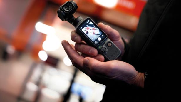 DJI Osmo Pocket 4