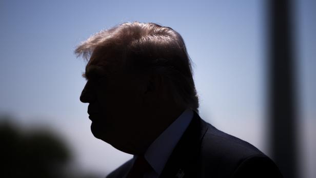 US President Trump speaks on Iran war, Spirit Airlines from White House