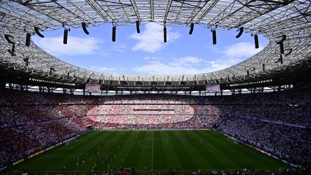 Großartige Stimmung im Puskas-Stadion