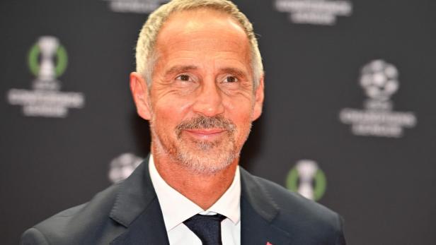 Adi Hütter ist wieder Frankfurt-Trainer.