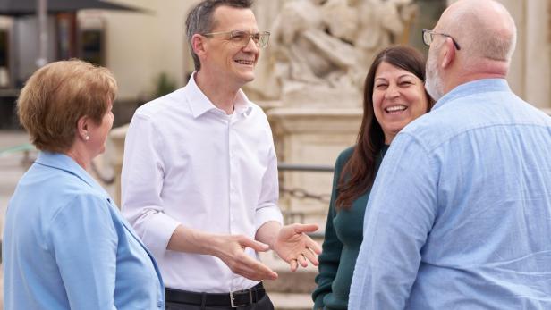 ÖVP-Bürgermeister Peter Teix verteidigte kann knapp die Mehrheit.