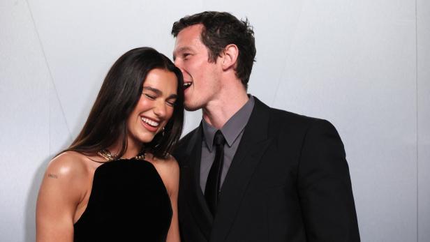 Dua Lipa und Callum Turner