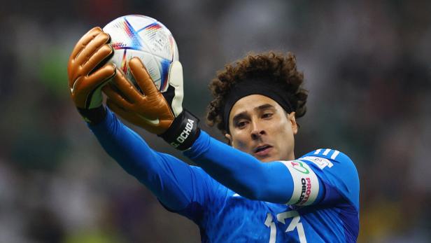 Mexiko-Keeper Ochoa