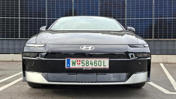 Hyundai Ioniq 6 FL von vorne