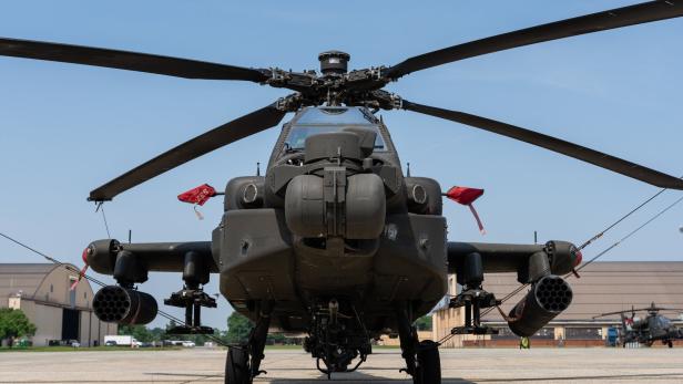 Preview held for military aircraft in US Armys 250th anniversary parade