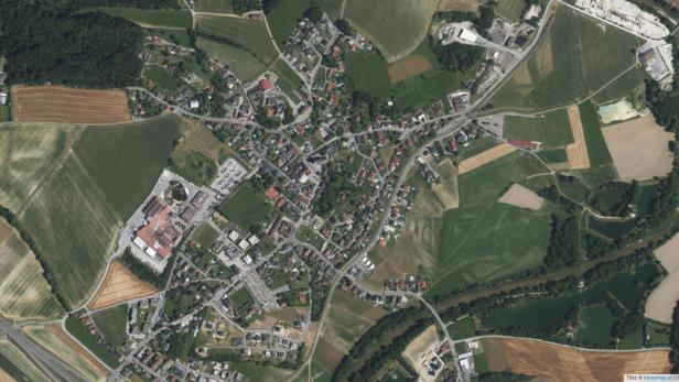 Satellitenbild von Petzenkirchen